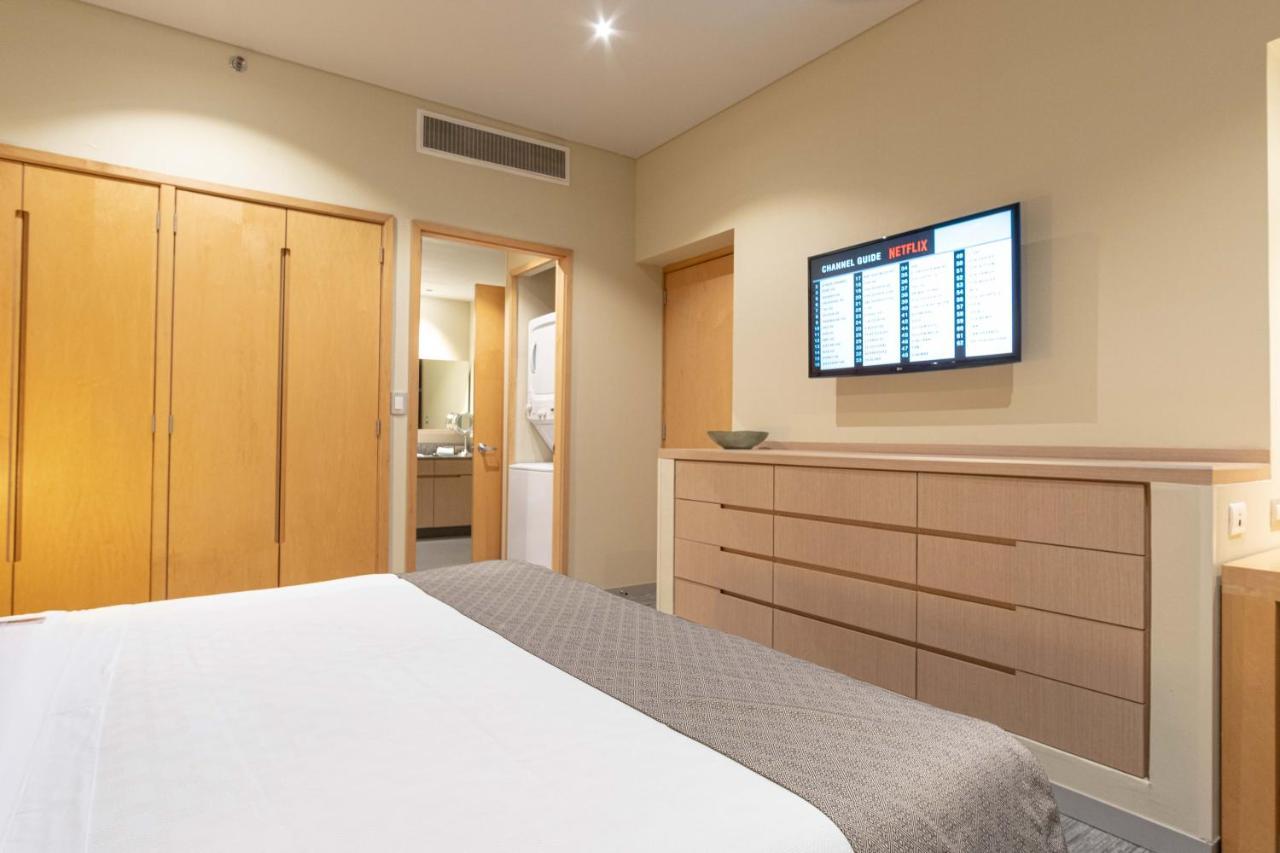 Stadia Suites Mexico City Santa Fe Esterno foto A guest room at the hotel