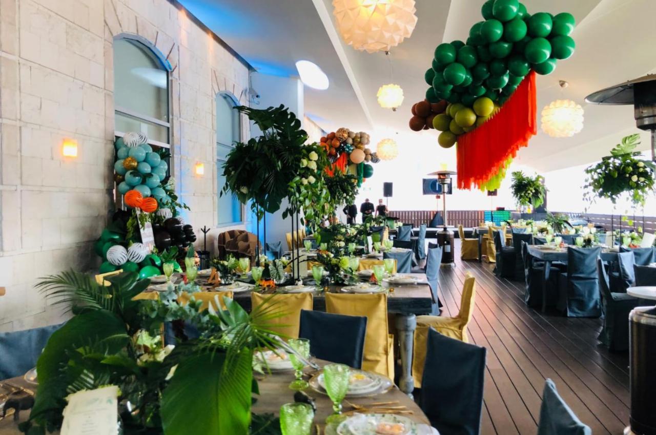 Stadia Suites Mexico City Santa Fe Esterno foto The interior of the restaurant