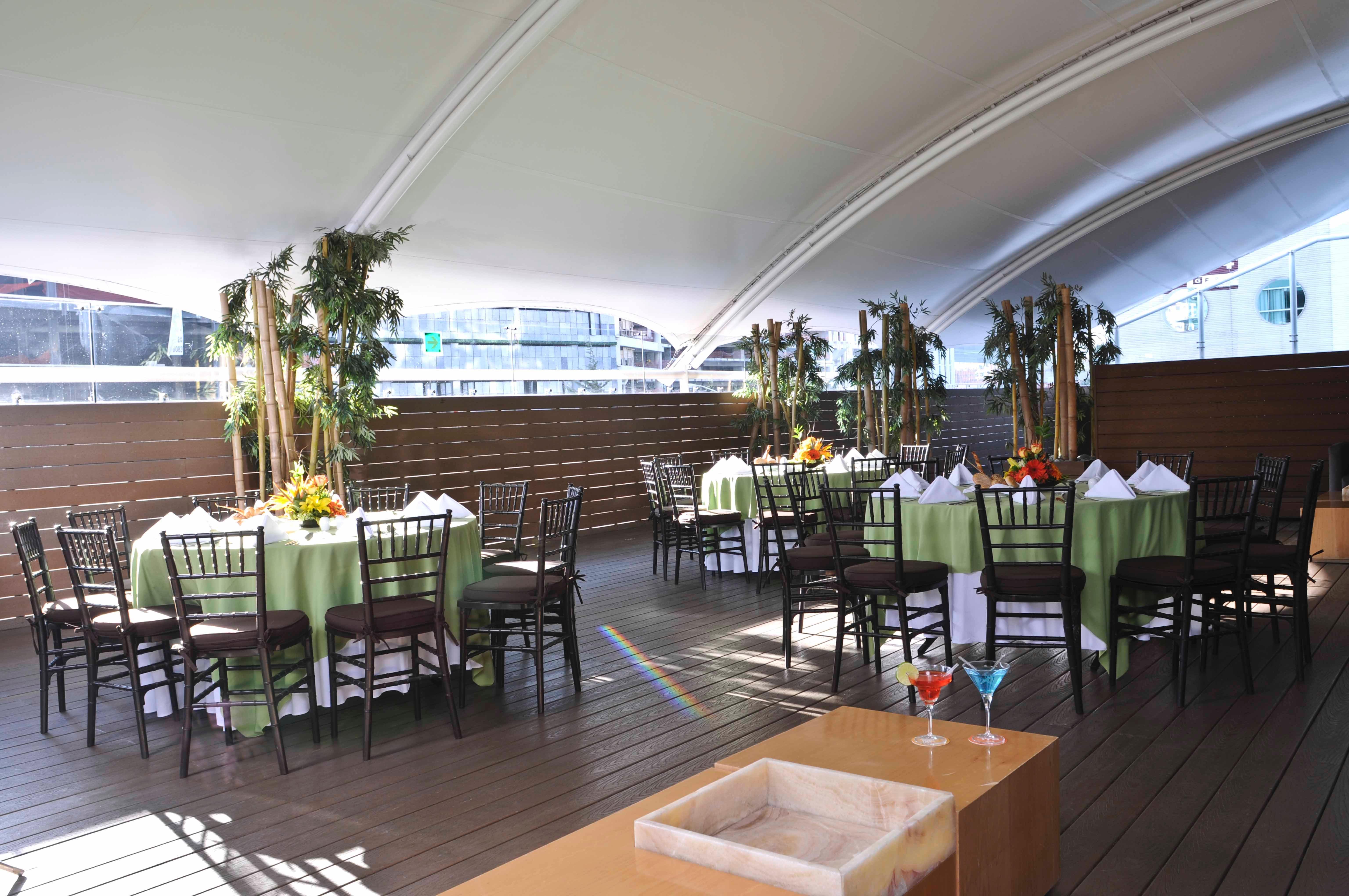 Stadia Suites Mexico City Santa Fe Esterno foto The interior of the tent