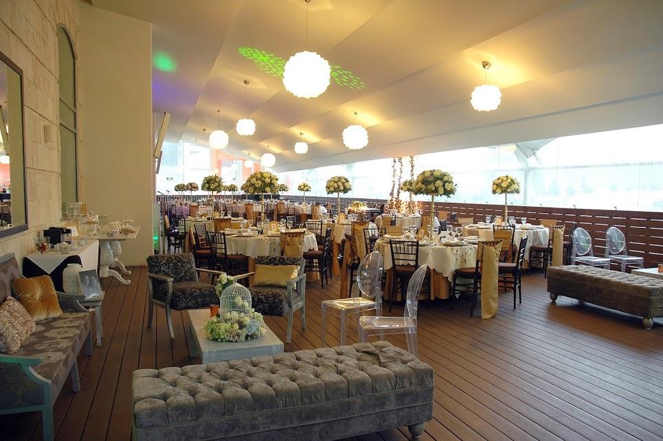 Stadia Suites Mexico City Santa Fe Esterno foto The interior of the pavilion